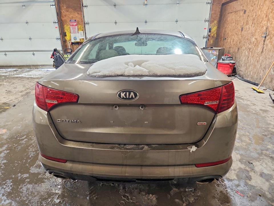 Photo 6 from auction – 2013 KIA OPTIMA with VIN 5XXGM4A70DG221608