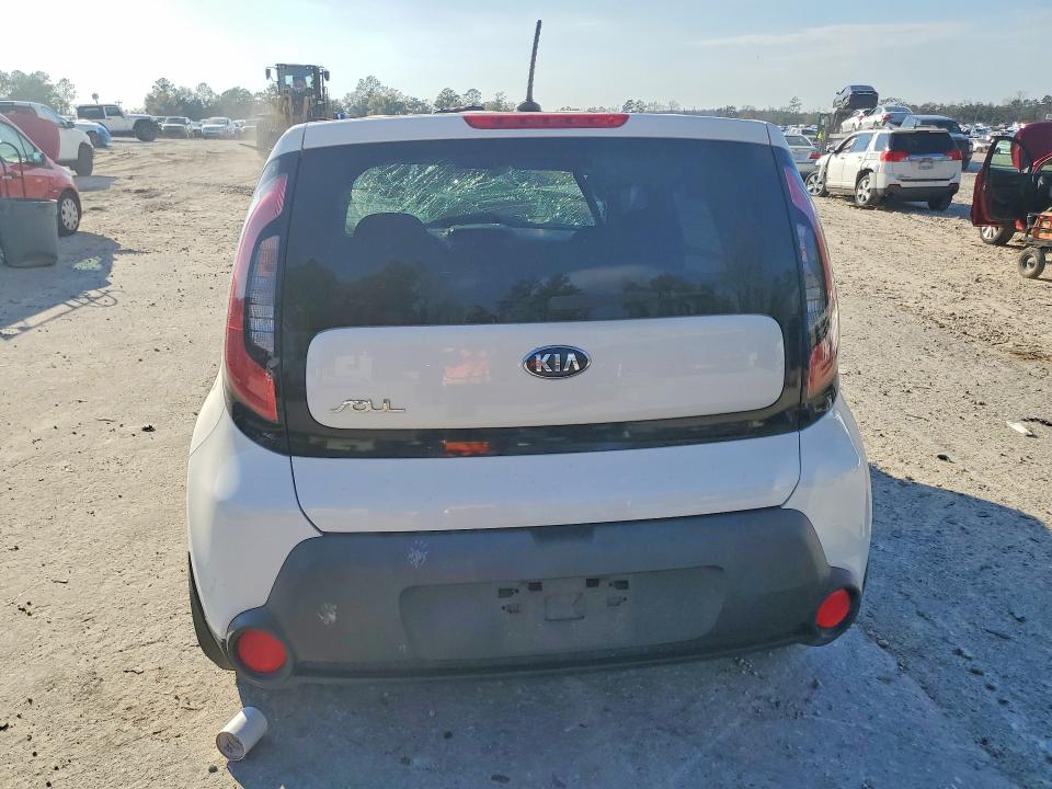 Photo 6 from auction – 2016 KIA SOUL with VIN KNDJN2A24G7264695