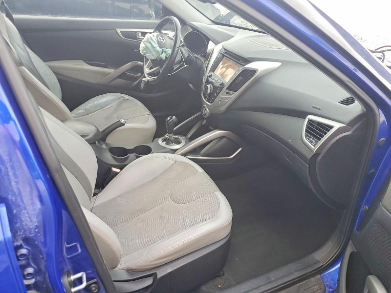 Photo 8 from auction – 2012 HYUNDAI VELOSTER with VIN KMHTC6AD7CU037659