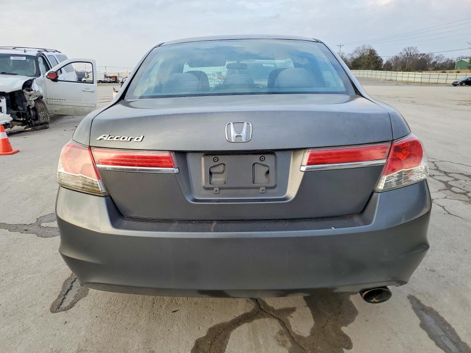 Photo 6 from auction – 2011 HONDA ACCORD with VIN 1HGCP2F39BA098255