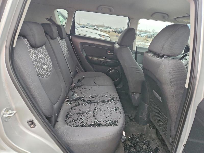 Photo 11 from auction – 2010 KIA SOUL with VIN KNDJT2A24A7702399