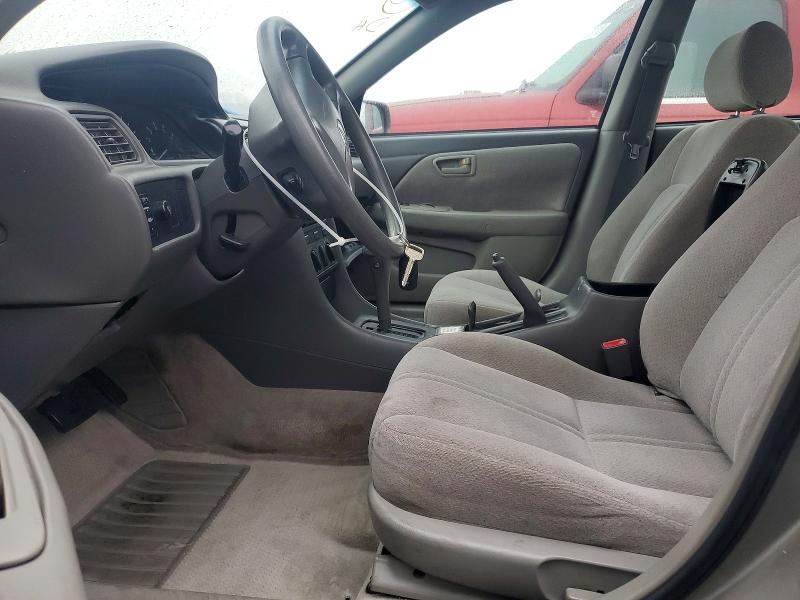 Photo 7 from auction – 2001 TOYOTA CAMRY LE with VIN 4T1BF22K81U123312
