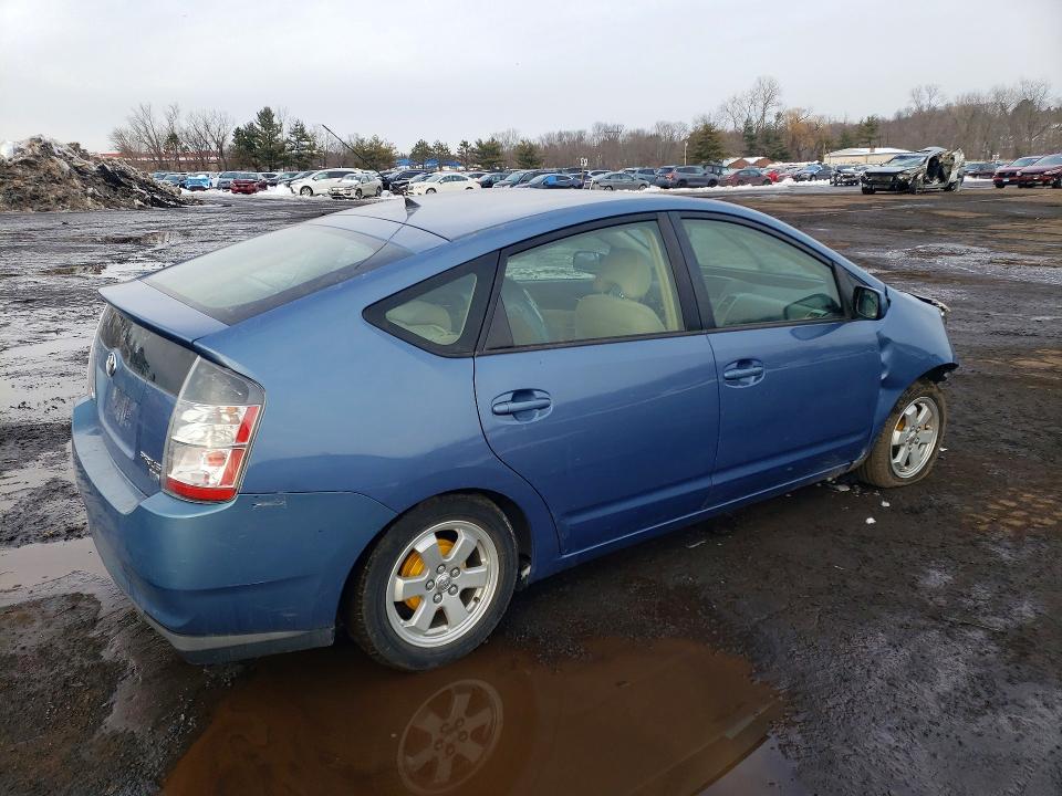 Photo 3 from auction – 2004 TOYOTA PRIUS with VIN JTDKB22U340041355