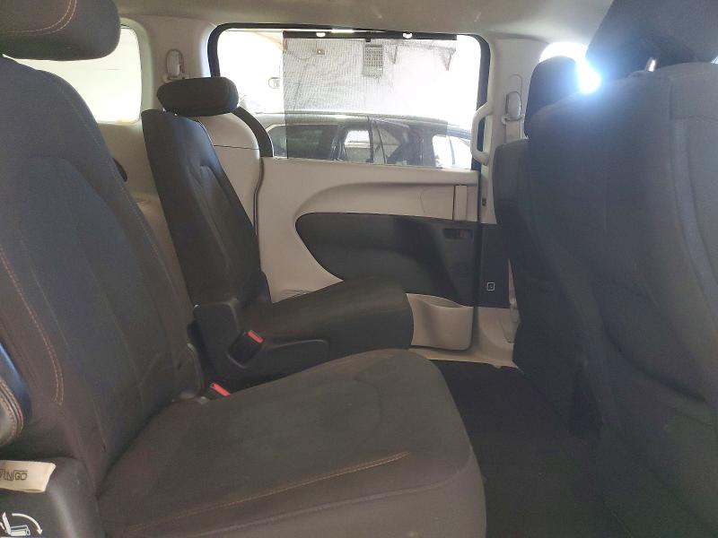 Photo 11 from auction – 2020 CHRYSLER PACIFICA T with VIN 2C4RC1FG5LR246237