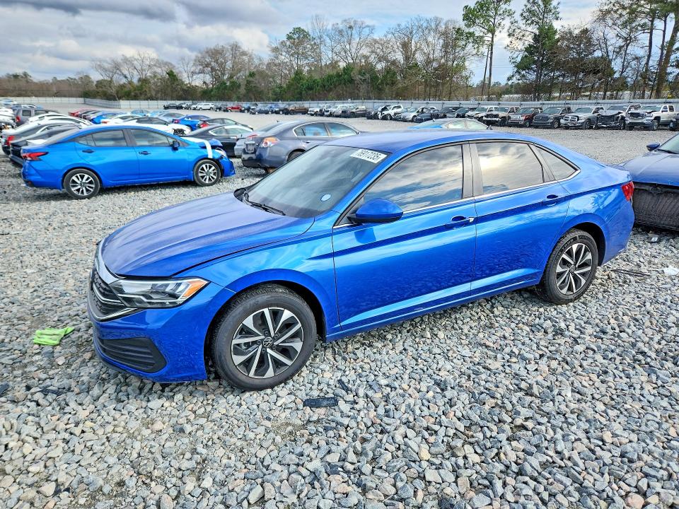 Photo 1 from auction – 2024 VOLKSWAGEN JETTA with VIN 3VW5M7BU6RM066904