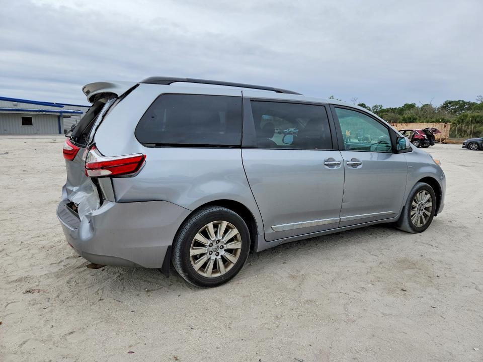Photo 3 from auction – 2016 TOYOTA SIENNA with VIN 5TDDK3DC5GS132406