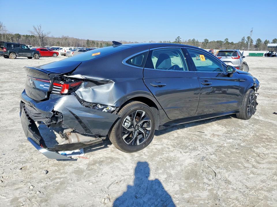Photo 3 from auction – 2025 HYUNDAI SONATA with VIN KMHL64JA2SA450915