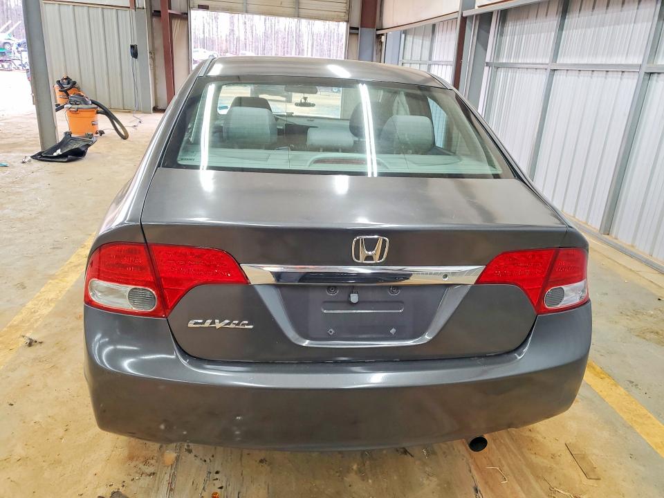 Photo 6 from auction – 2011 HONDA CIVIC with VIN 2HGFA1F5XBH301942