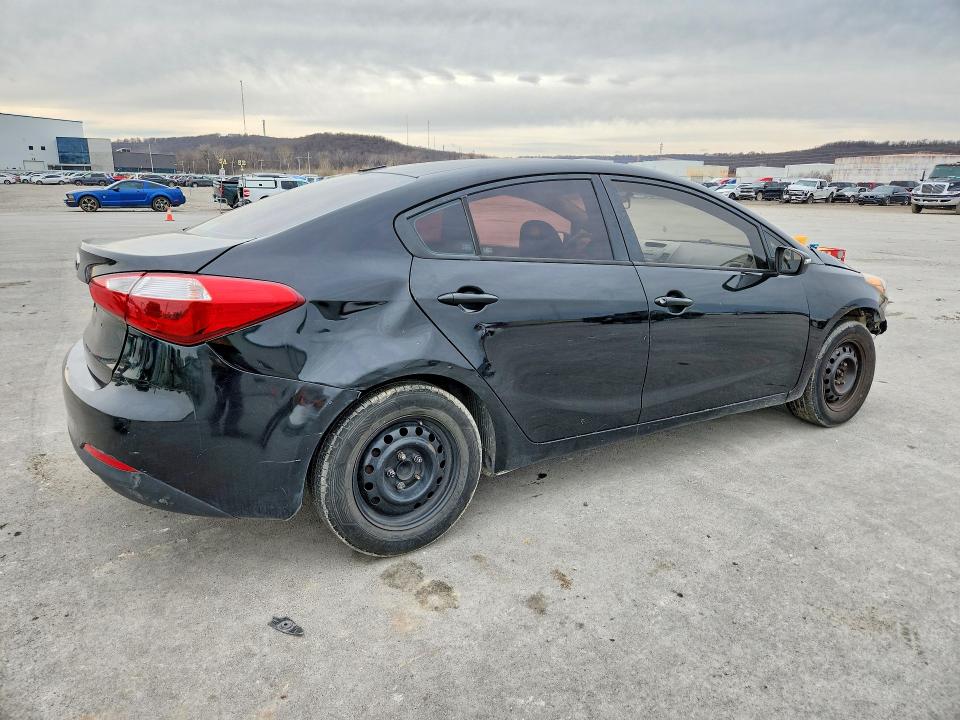 Photo 3 from auction – 2014 KIA FORTE LX with VIN KNAFK4A65E5139479