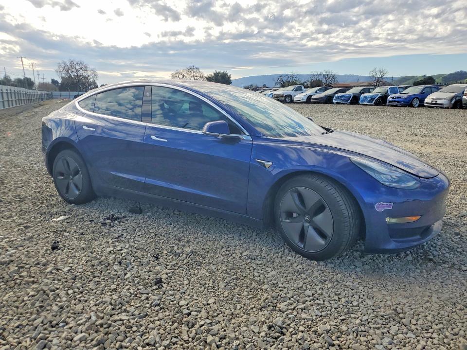 Photo 4 from auction – 2018 TESLA MODEL 3 with VIN 5YJ3E1EA0JF160906