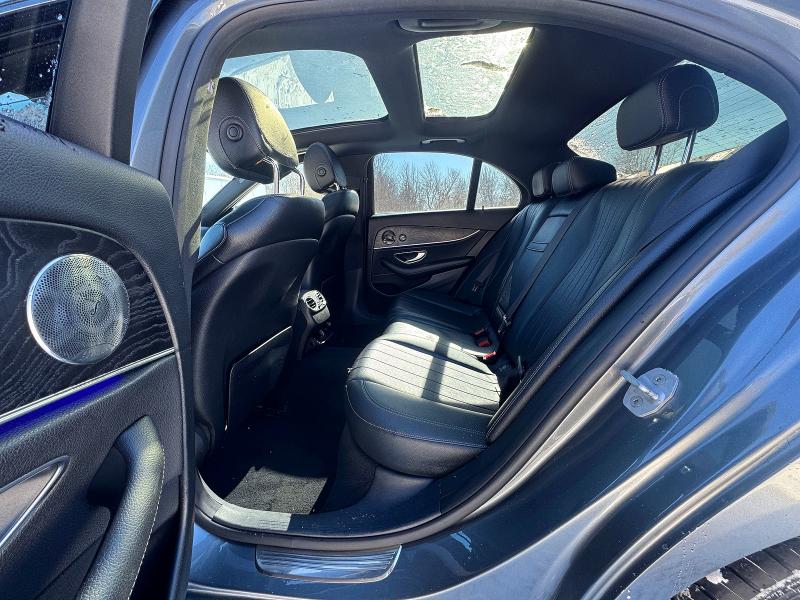 Photo 12 from auction – 2017 MERCEDES-BENZ E 300 with VIN WDDZF4JB5HA017336