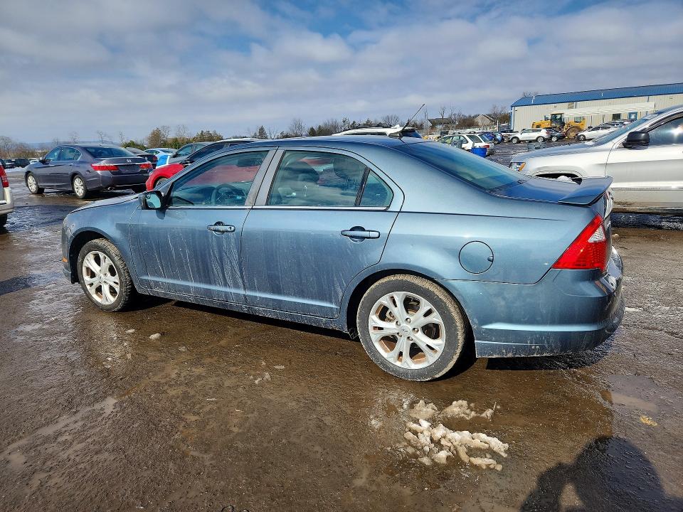 Photo 2 from auction – 2012 FORD FUSION SE with VIN 3FAHP0HA8CR308751