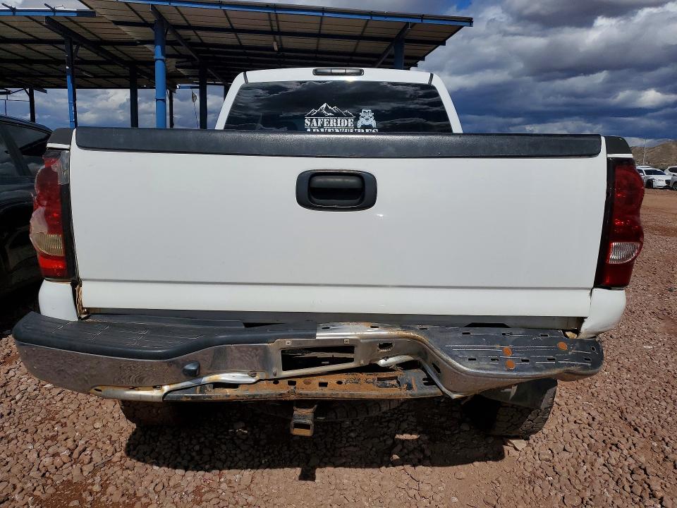 Photo 6 from auction – 2006 CHEVROLET SILVERADO with VIN 1GCHK23266F124138