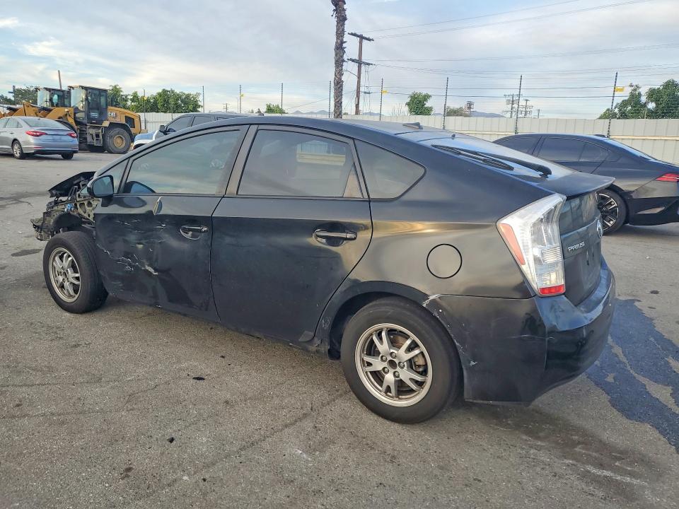 Photo 2 from auction – 2011 TOYOTA PRIUS with VIN JTDKN3DU5B1414252