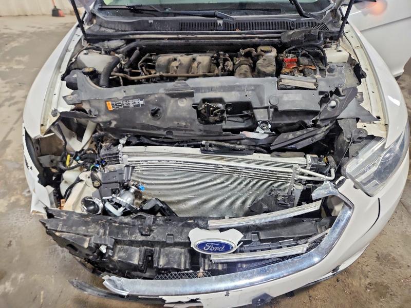 Photo 11 from auction – 2015 FORD TAURUS LIM with VIN 1FAHP2J86FG188673