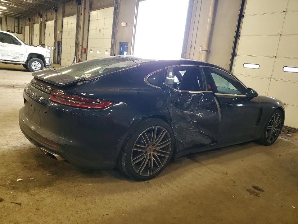 Zdjęcie 3 z aukcji – 2018 PORSCHE PANAMERA 4 z VIN WP0AA2A71JL121290