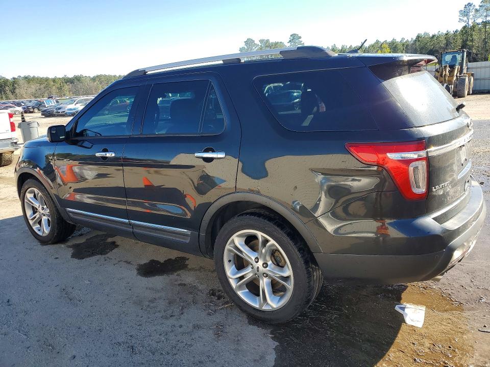 Photo 2 from auction – 2014 FORD EXPLORER L with VIN 1FM5K7F81EGA55816