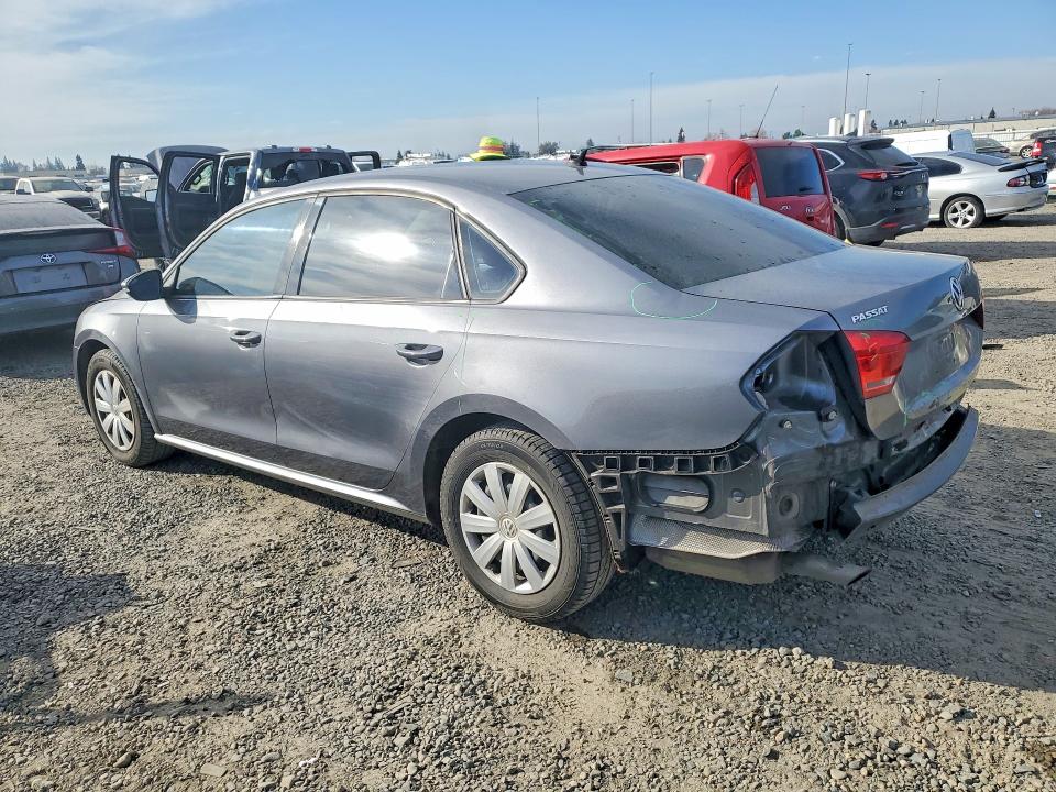 Photo 2 from auction – 2012 VOLKSWAGEN PASSAT S with VIN 1VWAP7A31CC061911