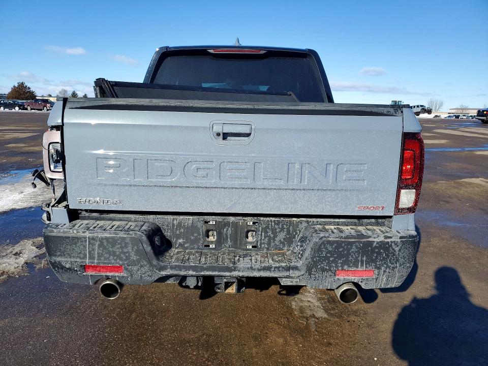 Photo 6 from auction – 2025 HONDA RIDGELINE with VIN 5FPYK3F1XSB022386