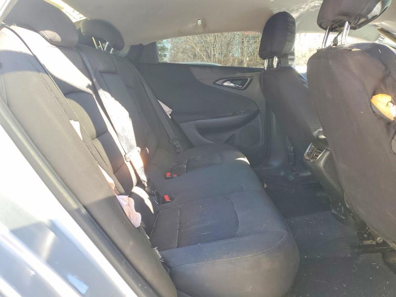 Photo 10 from auction – 2018 CHEVROLET MALIBU with VIN 1G1ZD5ST1JF279787