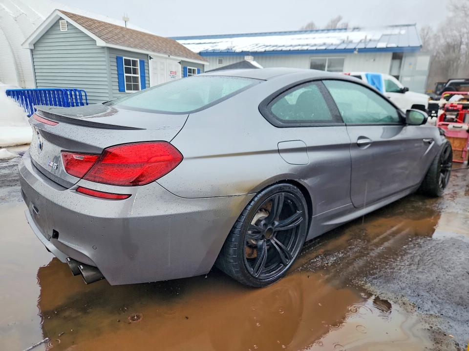 Photo 3 from auction – 2015 BMW M6 with VIN WBSLX9C51FD160662