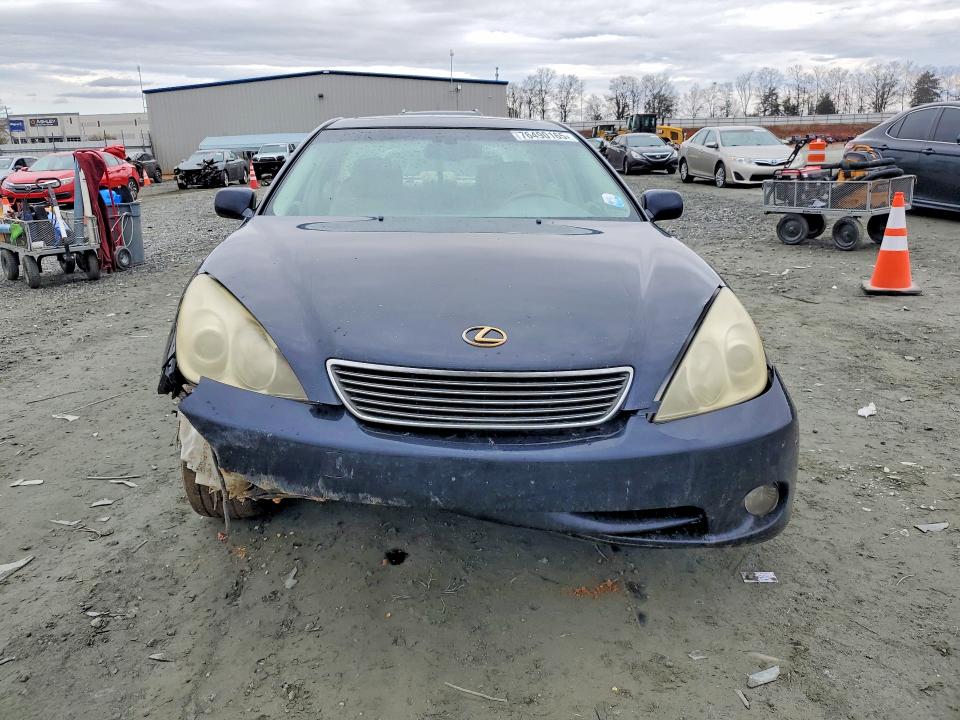 Photo 5 from auction – 2005 LEXUS ES 330 with VIN JTHBA30G555094891