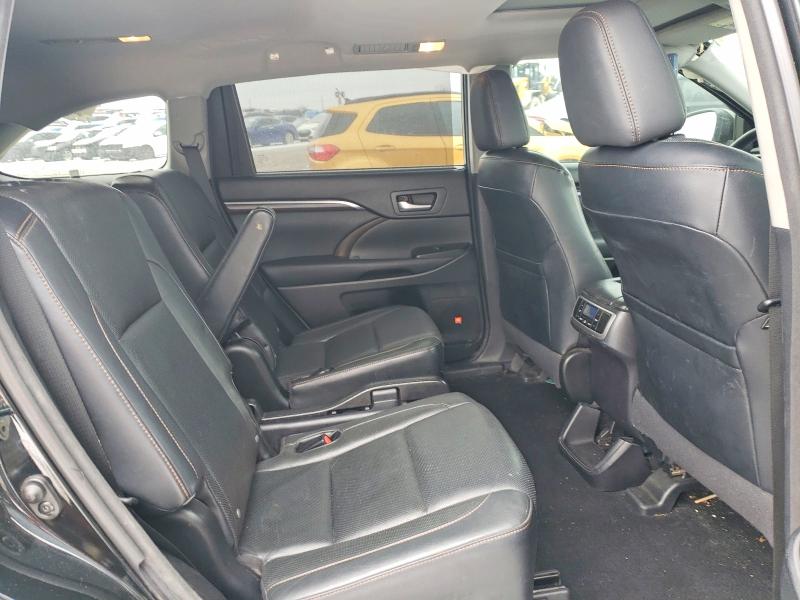 Photo 11 from auction – 2015 TOYOTA HIGHLANDER with VIN 5TDYKRFH0FS038512