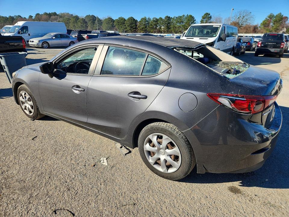 Photo 2 from auction – 2015 MAZDA 3 SV with VIN JM1BM1T71F1230967