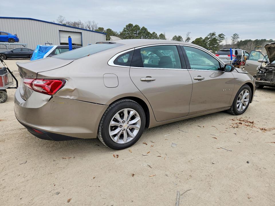 Photo 3 from auction – 2022 CHEVROLET MALIBU with VIN 1G1ZD5ST2NF161415