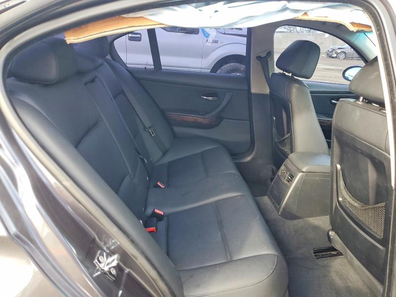 Photo 10 from auction – 2007 BMW 328 with VIN WBAVA37567NL17653