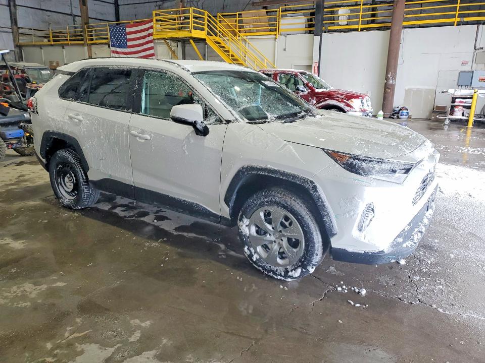 Photo 4 from auction – 2021 TOYOTA RAV4 LE with VIN 2T3G1RFV2MC140993