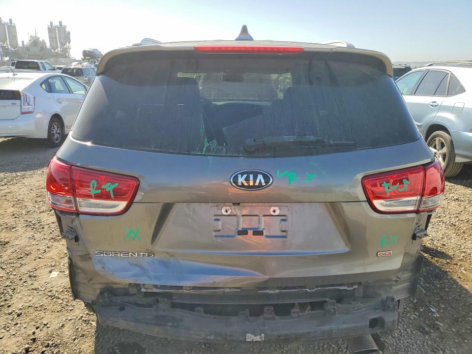 Photo 6 from auction – 2018 KIA SORENTO with VIN 5XYPG4A30JG341923