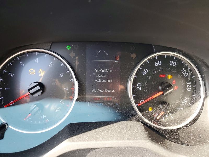 Photo 9 from auction – 2019 TOYOTA RAV4 LE with VIN JTMF1RFV6KD017184
