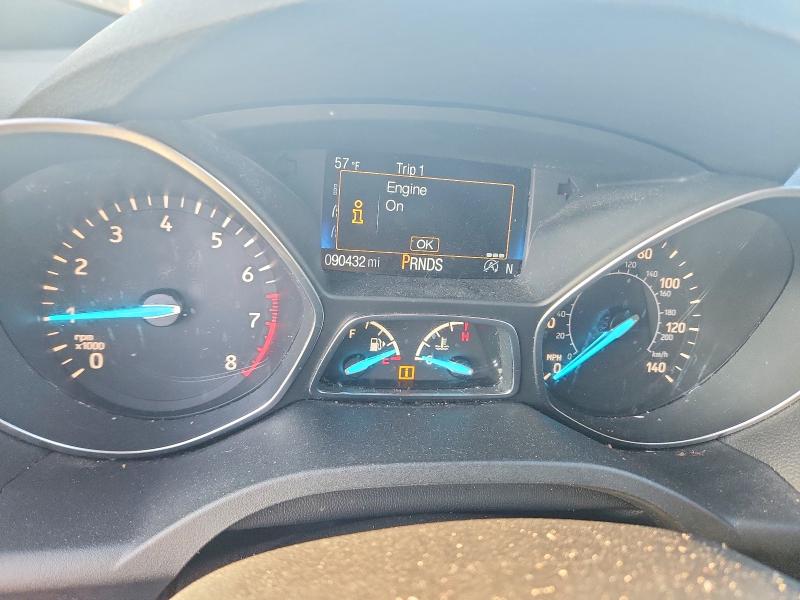 Photo 9 from auction – 2017 FORD ESCAPE SE with VIN 1FMCU0GD2HUB14110