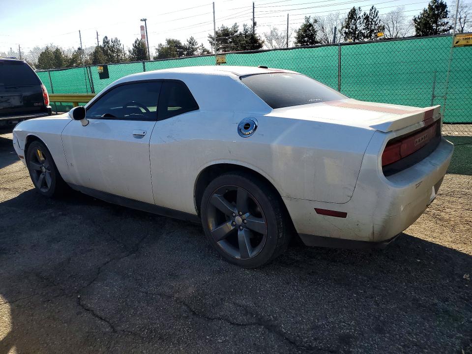 Photo 2 from auction – 2014 DODGE CHALLENGER with VIN 2C3CDYAG2EH299252