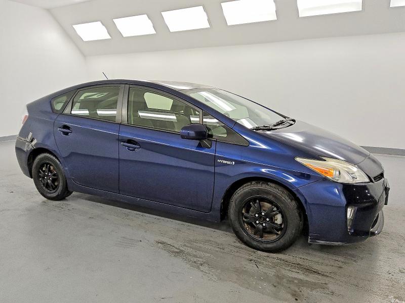 Photo 4 from auction – 2015 TOYOTA PRIUS with VIN JTDKN3DU6F1961648