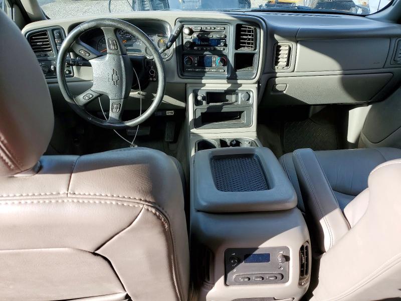 Photo 8 from auction – 2004 CHEVROLET SILVERADO with VIN 1GCHK23254F240721