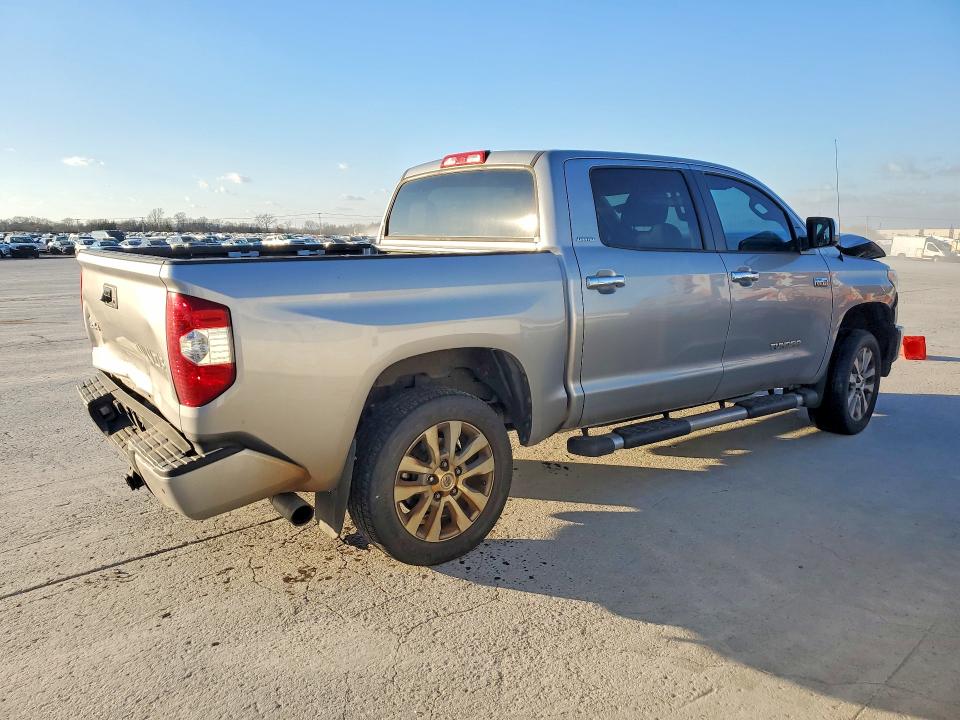 Photo 3 from auction – 2016 TOYOTA TUNDRA with VIN 5TFHW5F11GX519347