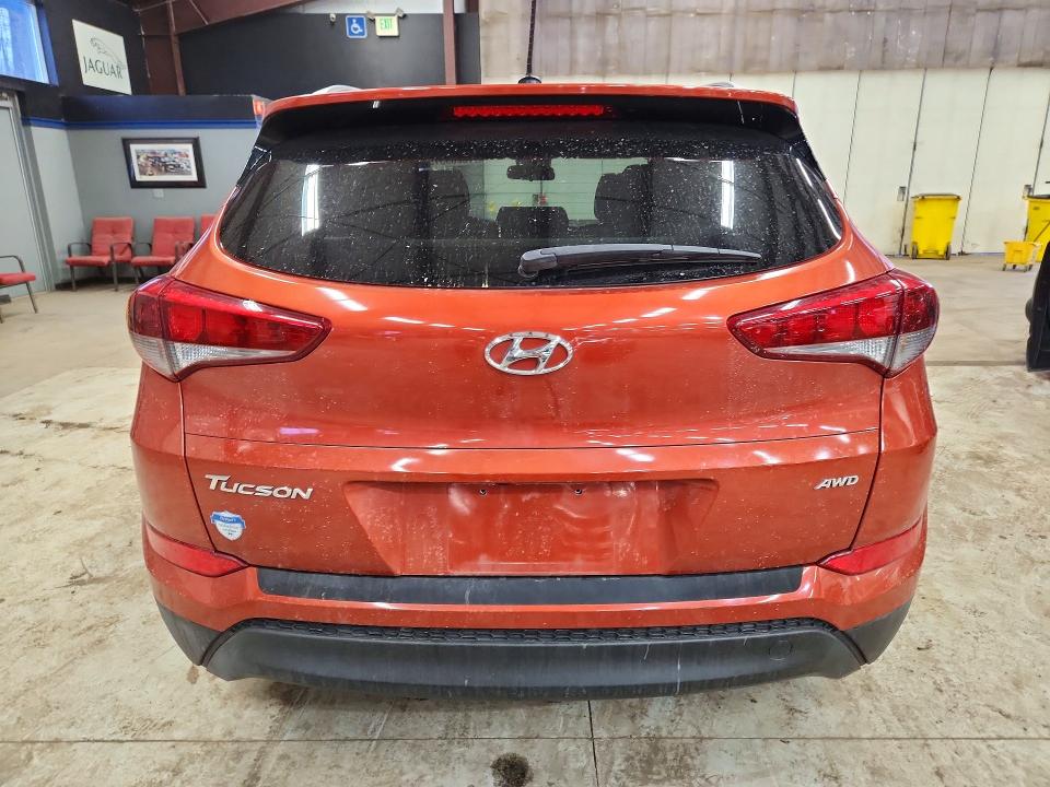 Photo 6 from auction – 2016 HYUNDAI TUCSON with VIN KM8J3CA43GU208239