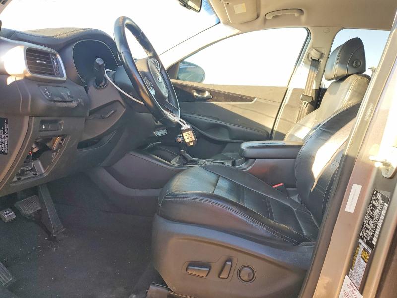 Photo 7 from auction – 2017 KIA SORENTO with VIN 5XYPG4A32HG273246