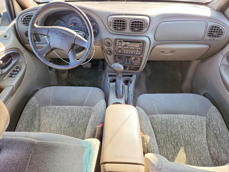 Photo 8 from auction – 2003 CHEVROLET TRAILBLAZER with VIN 1GNDT13S532219810
