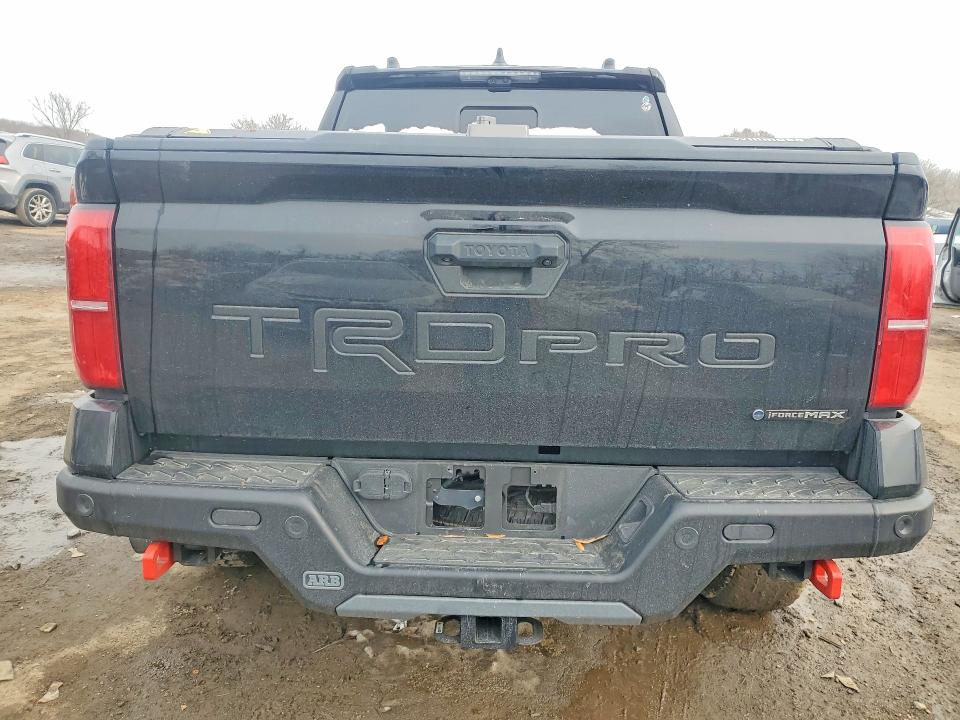 Photo 6 from auction – 2025 TOYOTA TACOMA with VIN 3TYLC5LN2ST031375
