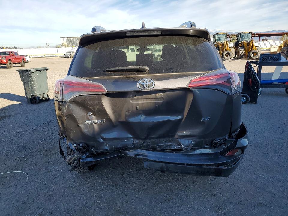 Photo 6 from auction – 2017 TOYOTA RAV4 LE with VIN JTMZFREV6HJ128134
