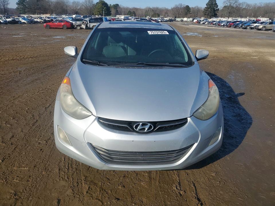 Photo 5 from auction – 2011 HYUNDAI ELANTRA with VIN 5NPDH4AE6BH003034