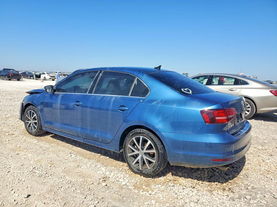 Photo 2 from auction – 2017 VOLKSWAGEN JETTA with VIN 3VWDB7AJ7HM387325