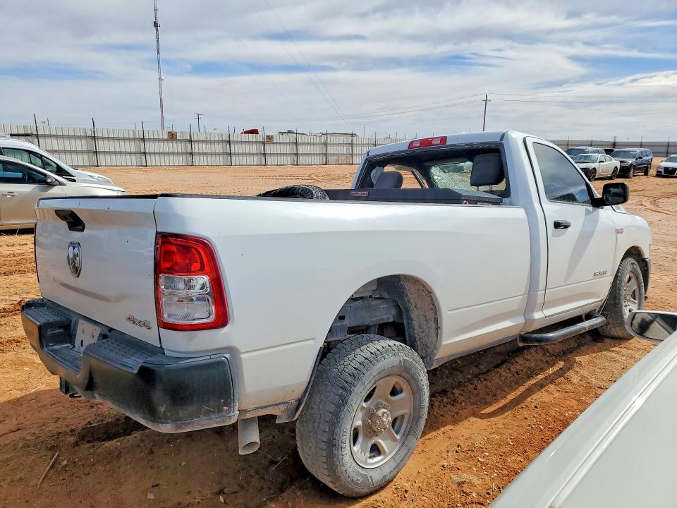 Photo 3 from auction – 2021 RAM 2500 TRADE with VIN 3C6MR5AJ1MG656731