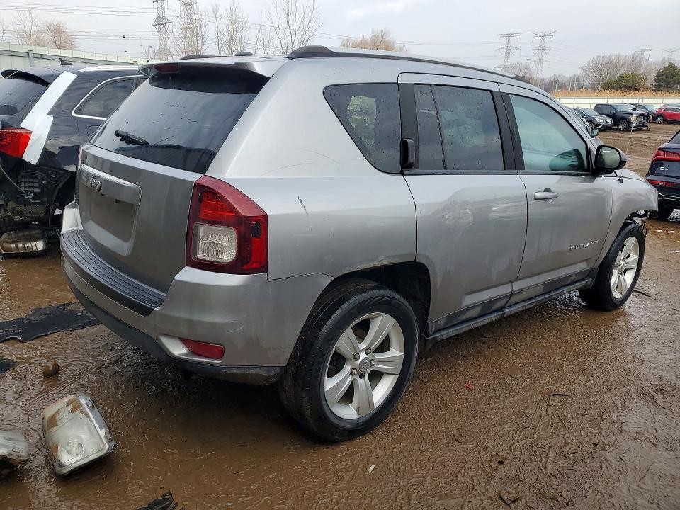Photo 3 from auction – 2016 JEEP COMPASS SP with VIN 1C4NJDBB3GD778319