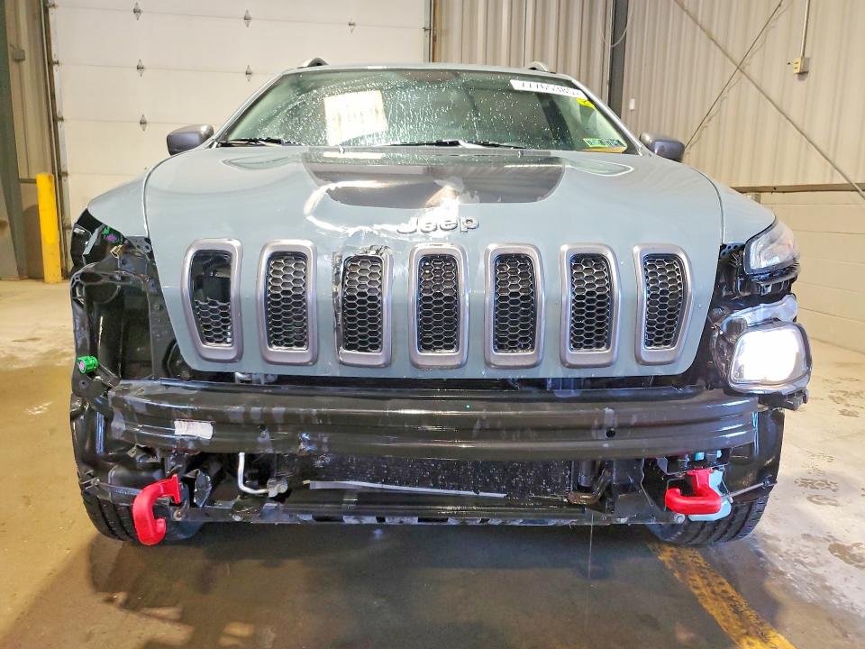 Photo 5 from auction – 2015 JEEP CHEROKEE with VIN 1C4PJMBS8FW588012