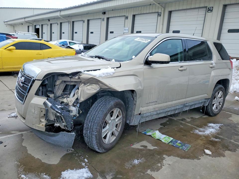 GMC TERRAIN 2010 with VIN 2CTALBEW4A6236667 - Photo from auction