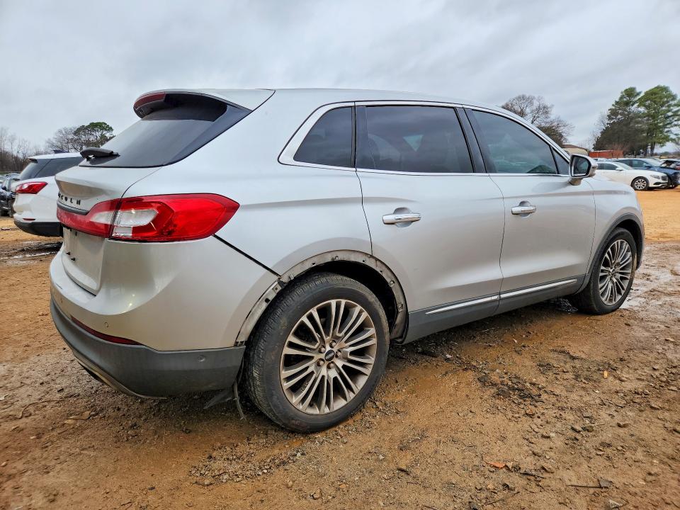 Photo 3 from auction – 2016 LINCOLN MKX with VIN 2LMTJ6LR8GBL24751